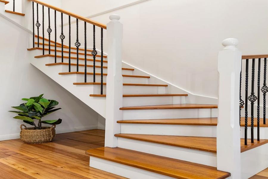 wrought-iron-staircase-makeover