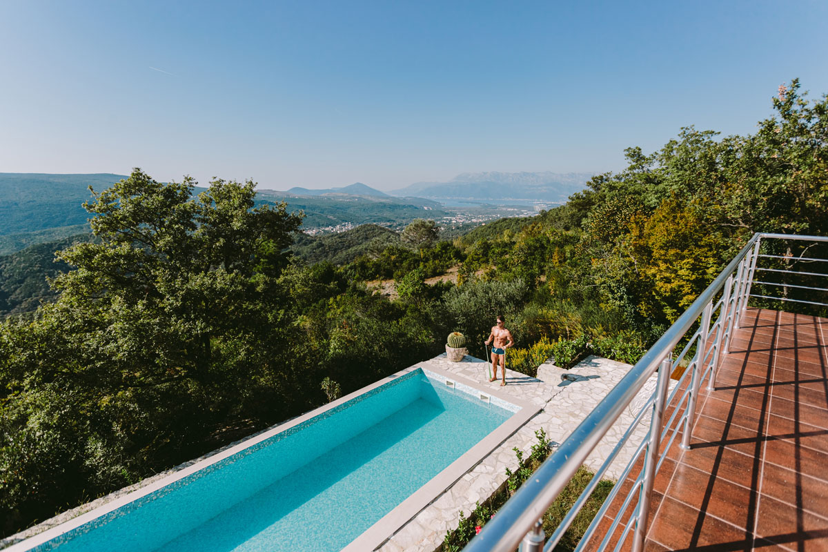 Horizontal Railing Vs Vertical Railing